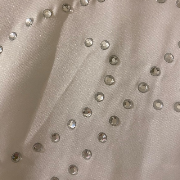 Bridal Robe - Picture 5 of 7